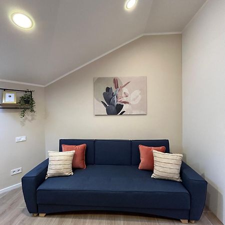 לבוב Modern Apartment In The City Center מראה חיצוני תמונה