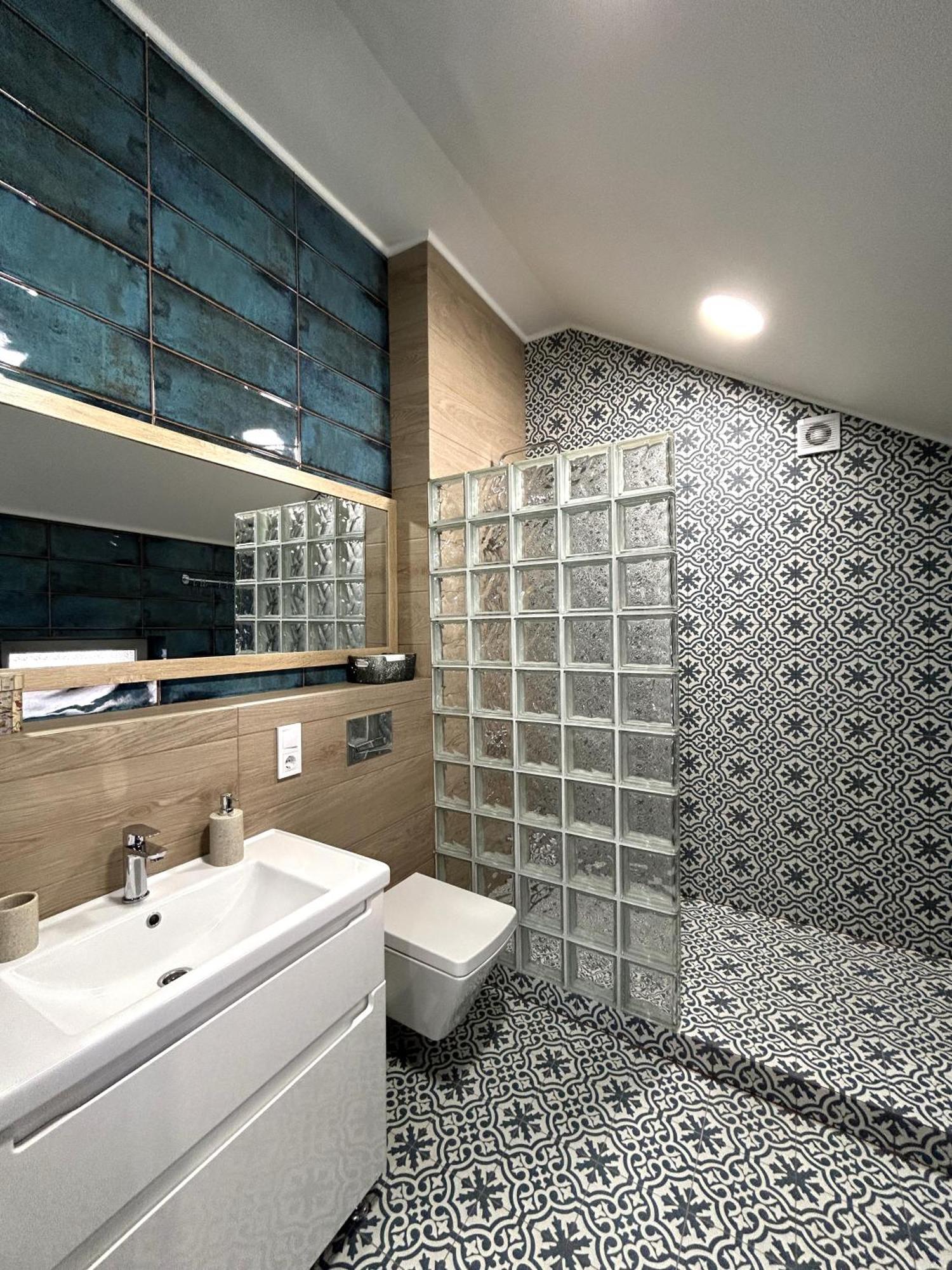 לבוב Modern Apartment In The City Center מראה חיצוני תמונה